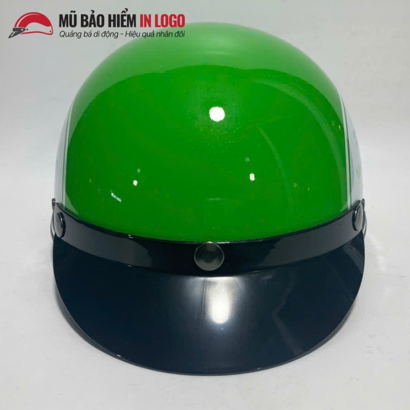 mu-bao-hiem-in-logo-kieu-dang-nua-dau-mau-xanh-la-va-trang-bong-khong-kinh-mbh-12 (2)